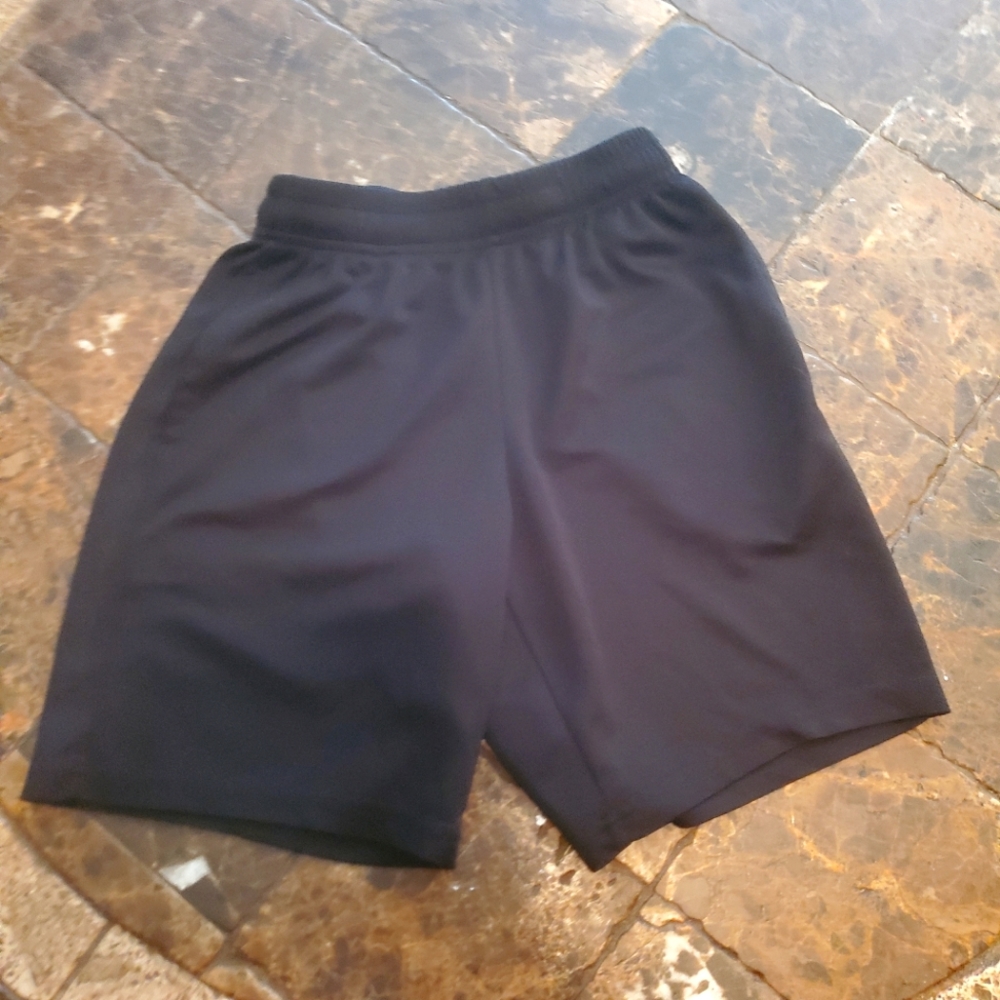 5/25 Tek Gear S Black Athletic Shorts